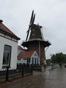 A working windmill in Birdaard